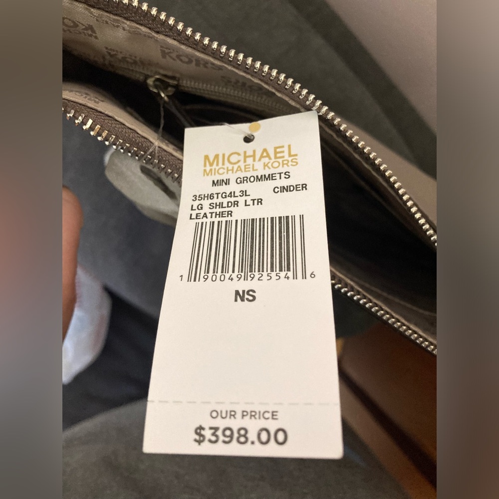 Michael Kors Purse.‎ NWT. - Picture 8 of 12